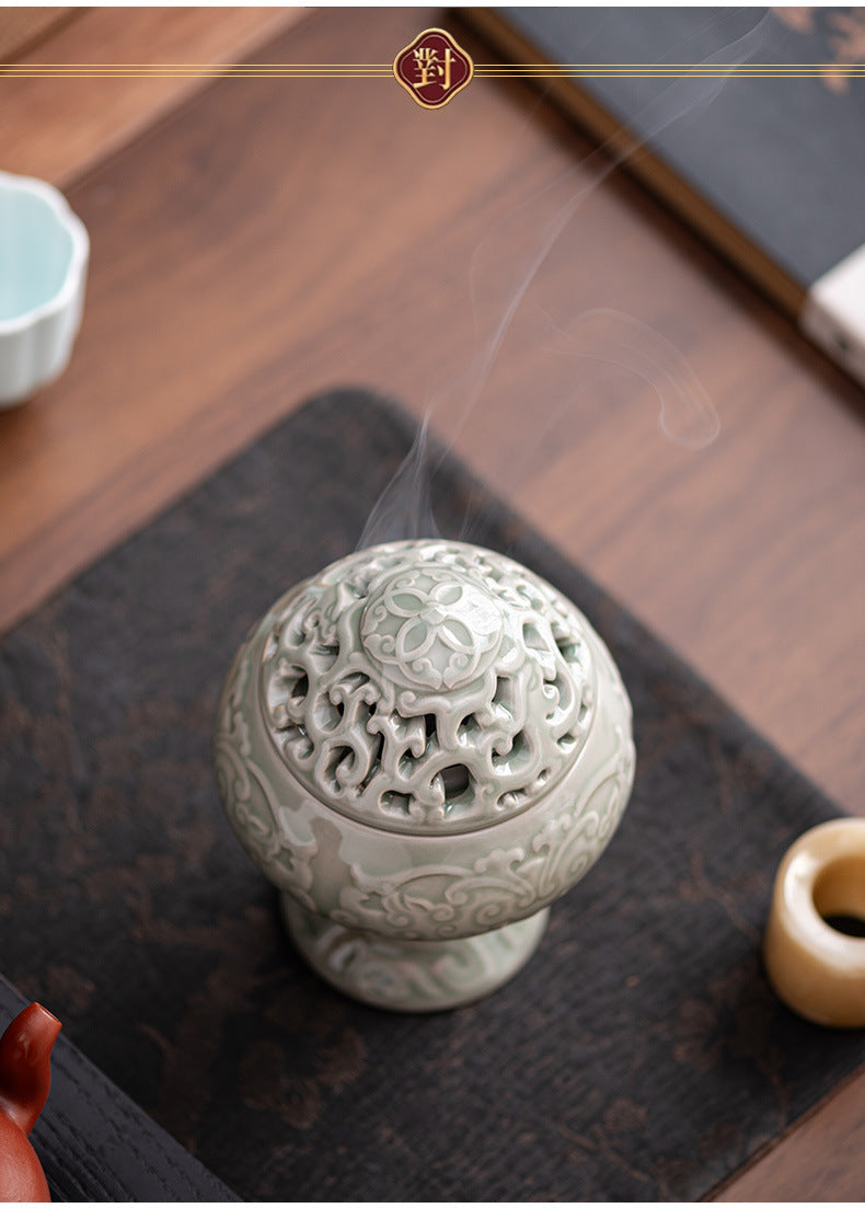 ArtisanoCeladon 蓮のつる 陶器製香炉 手作り 中空彫刻 アロマセラピーホルダー