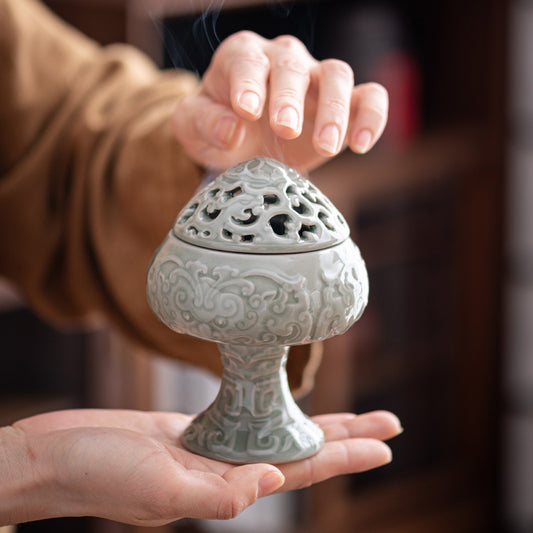 Artisano Handcrafted Incense Burner Hollow-carved Aromatherapy Holder