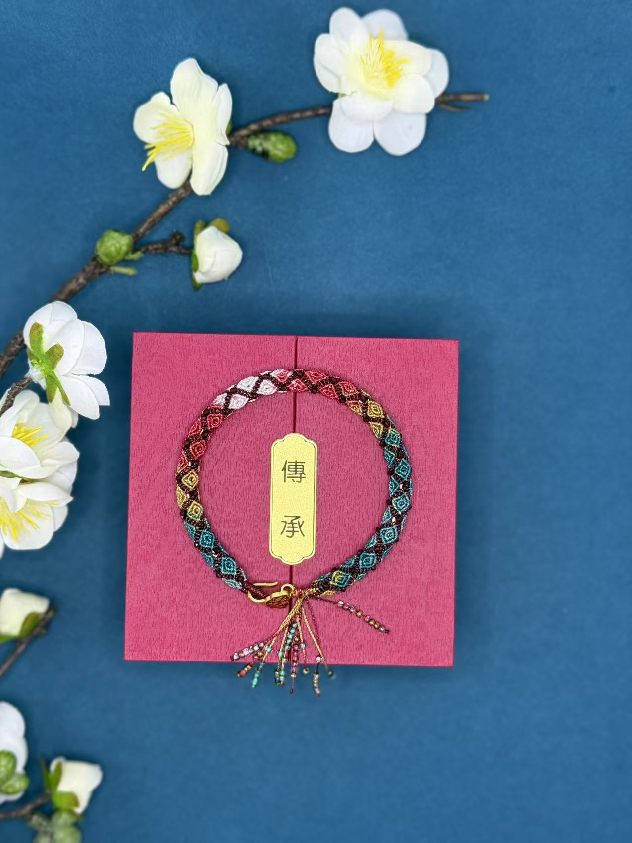 Artisano Ancient Classic Hui Pattern Handmade Bracelet Whisper Series